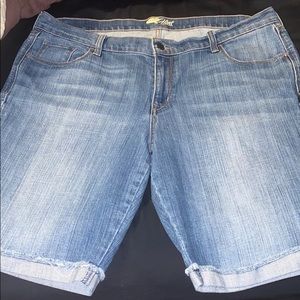 Old Navy size 16 denim shorts